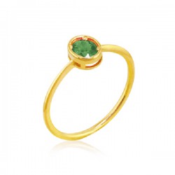 Emerald yellow gold ring