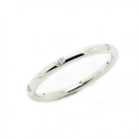 White gold diamond wedding ring
