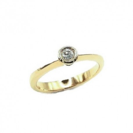 Solitario de oro amarillo y diamante